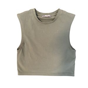 💰5/$20💵 SALE!!! Camo Green Zara Crop💚